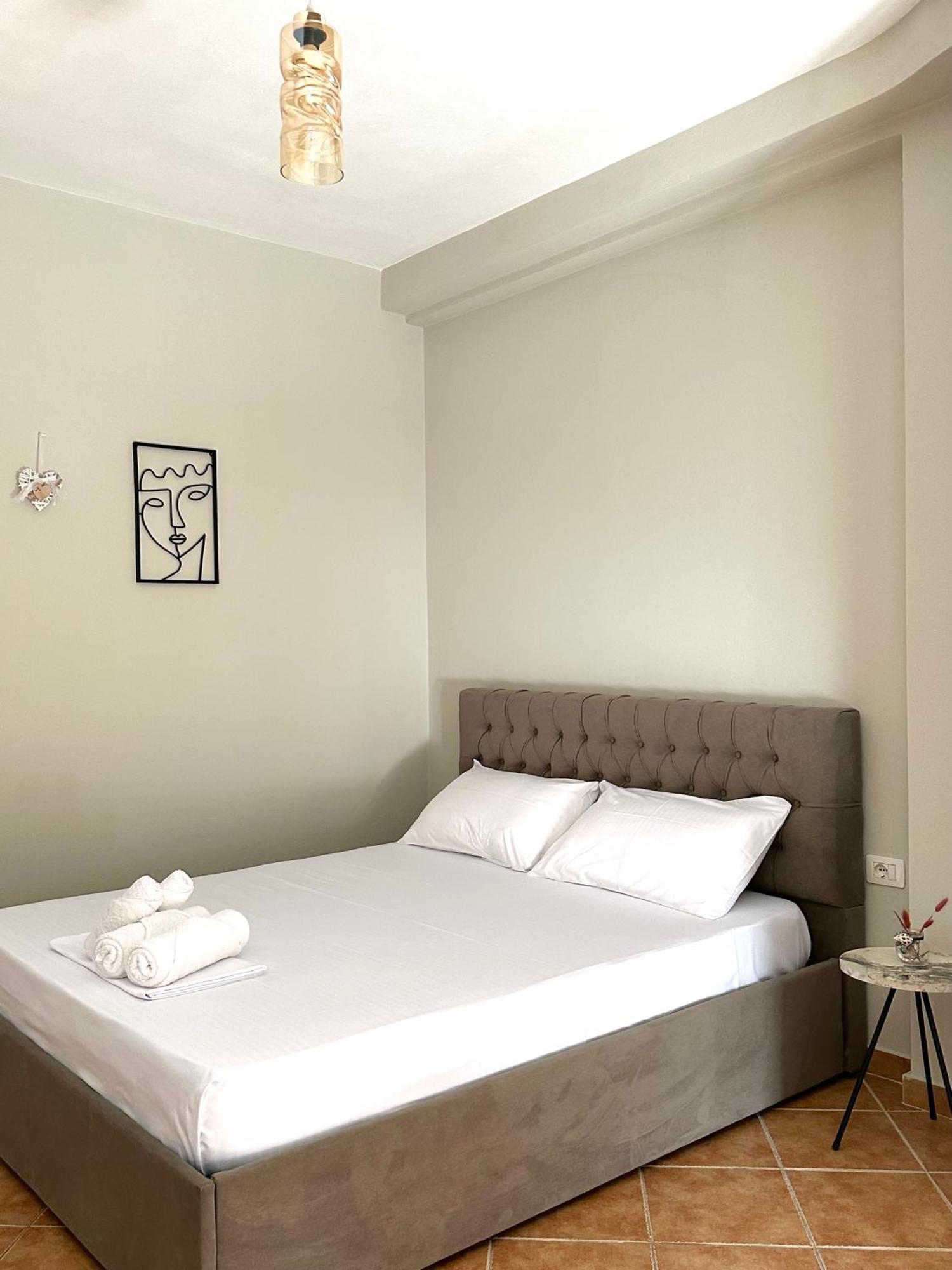 Dn Apartments Vlorë エクステリア 写真