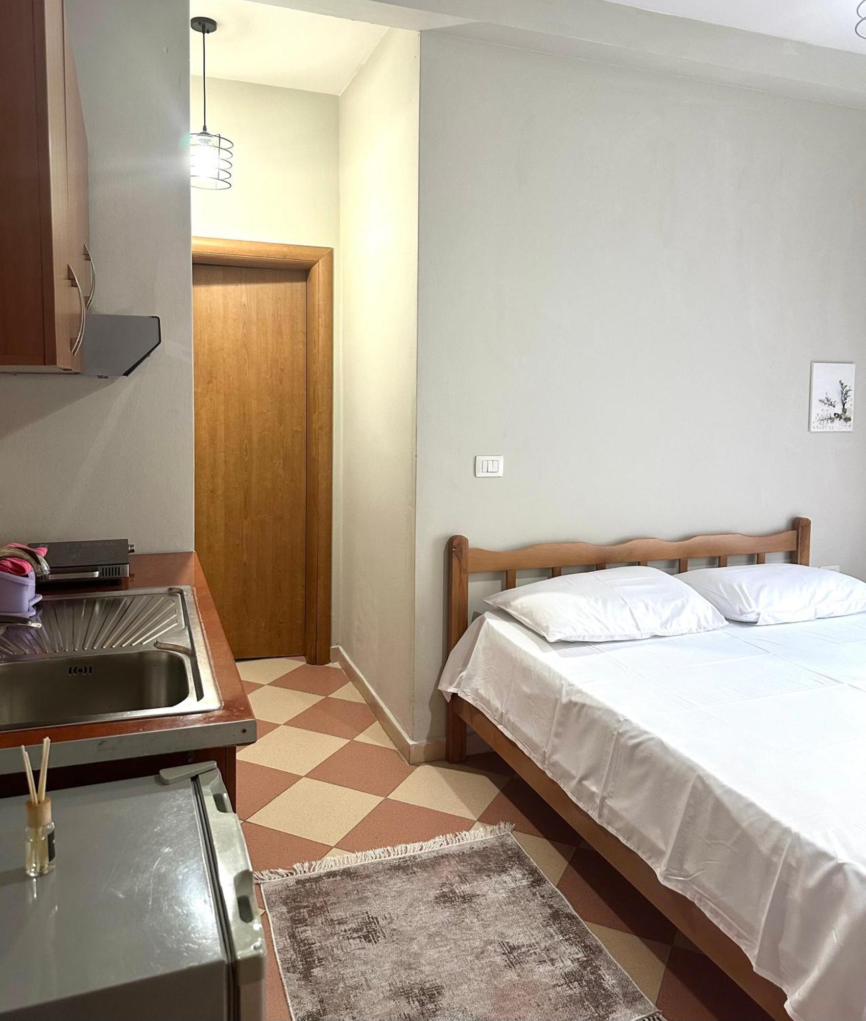 Dn Apartments Vlorë エクステリア 写真