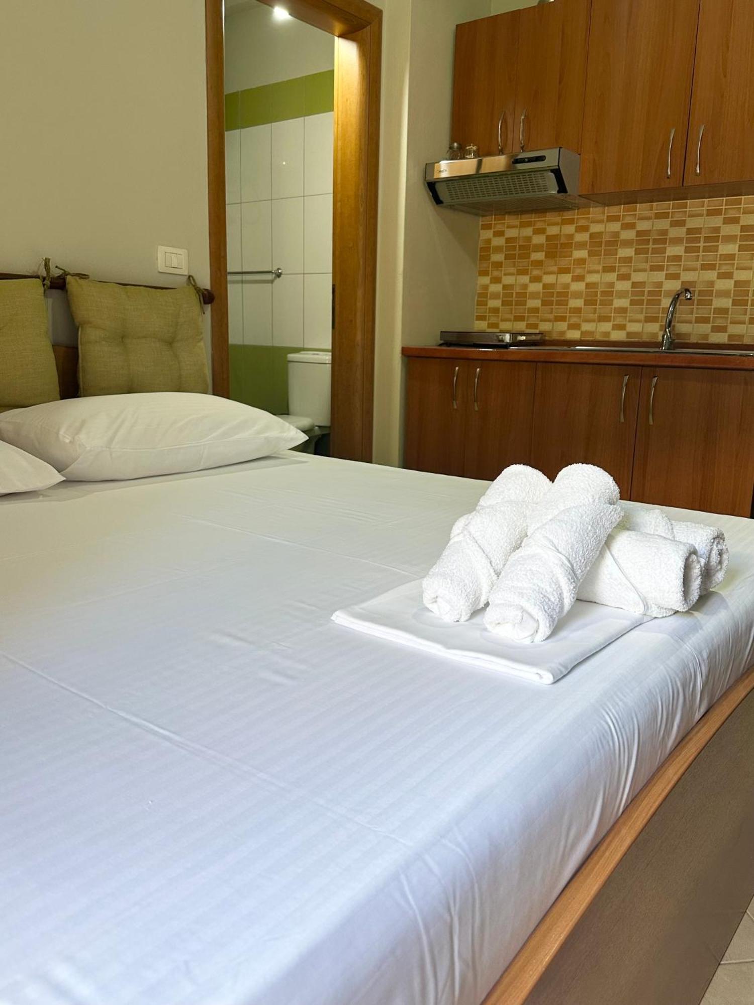 Dn Apartments Vlorë エクステリア 写真