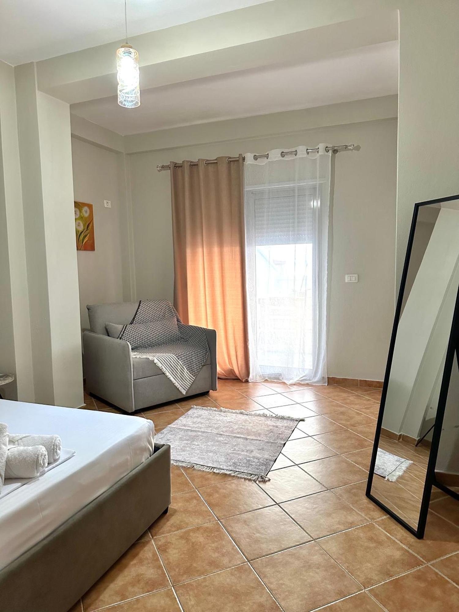 Dn Apartments Vlorë エクステリア 写真